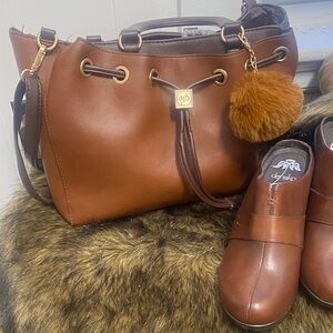 Elegant Brown Leather Tote Bag